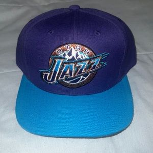 Mitchell and ness snap back